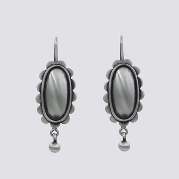 Scalloped Oval Drop Earrings - EJ2270
