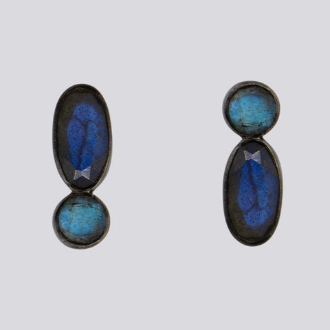 Oval and Round Faceted Stones Earrings - EJ2319