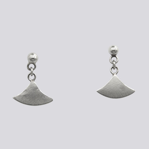 Ball and Fan Earrings - EJ2321