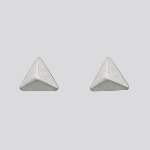 Pyramid Studs - EJ2322