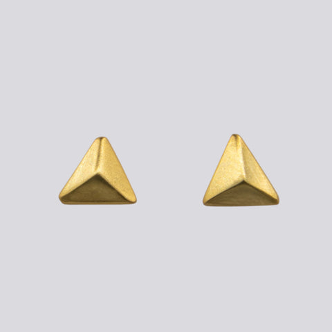 Pyramid Studs - EJ2322