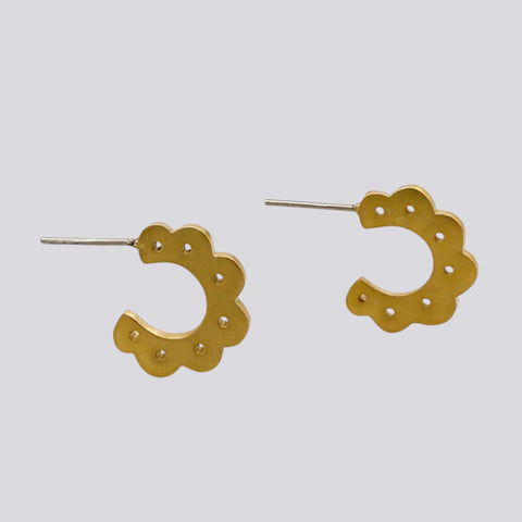 Scalloped Hoop Earrings - EJ2338