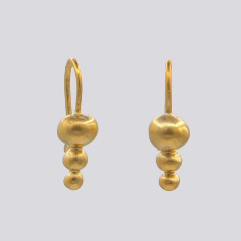 Graduated Ball Earring - EJ2353