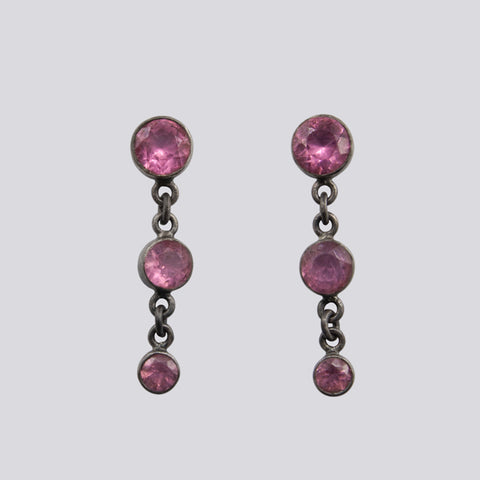 Graduated Stone Stud Earrings - EJ2358
