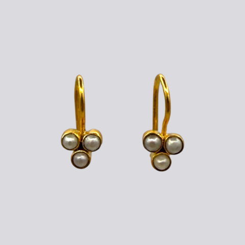 Dainty Pearl Clover Drop Earring - EJ425B