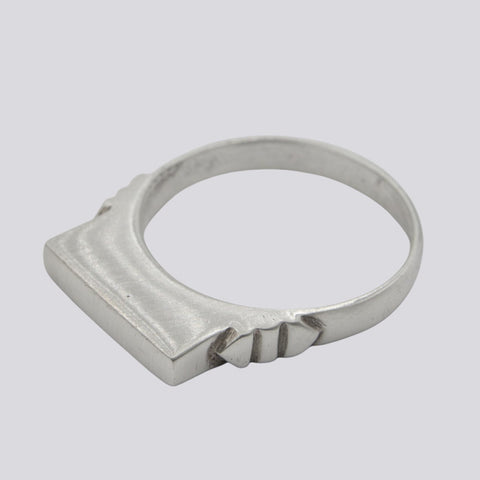 Tall Bar Ring - Size 8