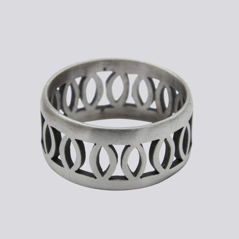 Cut Out Ring