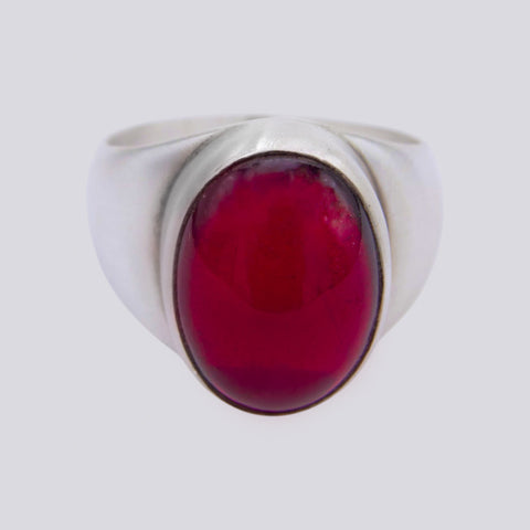 Oval Cabochon Garnet Ring - Size 8 - RING 19