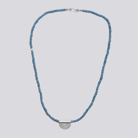 Beaded Necklace with Scallop Pendant - 179