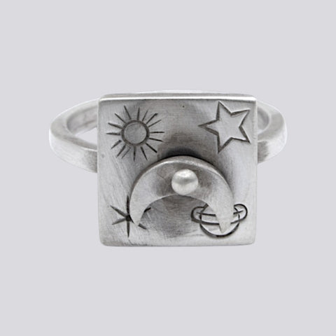 Spinning Moon Ring - Size 7 - RING 171