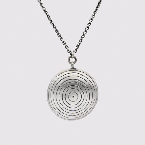 Etched Concentric Circles Pendant Necklace - PJ1458