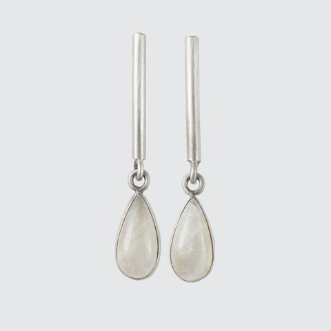 Bar Stud with Cabochon Stone Tear Drop Earring