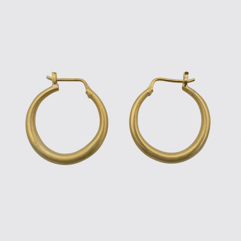 Medium Tapered Hoop Earrings - EJ2201