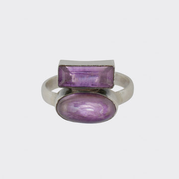 Oval Cabochon and Faceted baguette Ring - RJ539