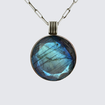 Round Faceted Pendant Necklace